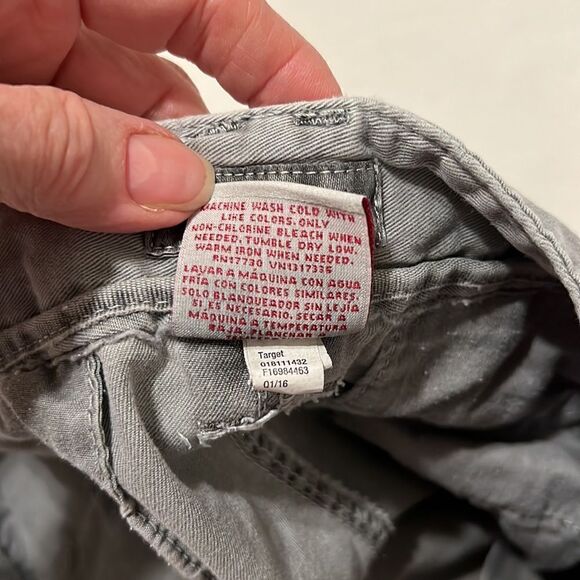 Merona size 8 grey denim jeans short shorts EUC - Picture 4 of 9